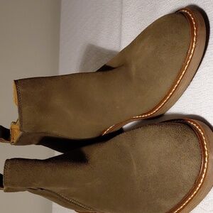 Crown Vintage  Suede Ankle Boots